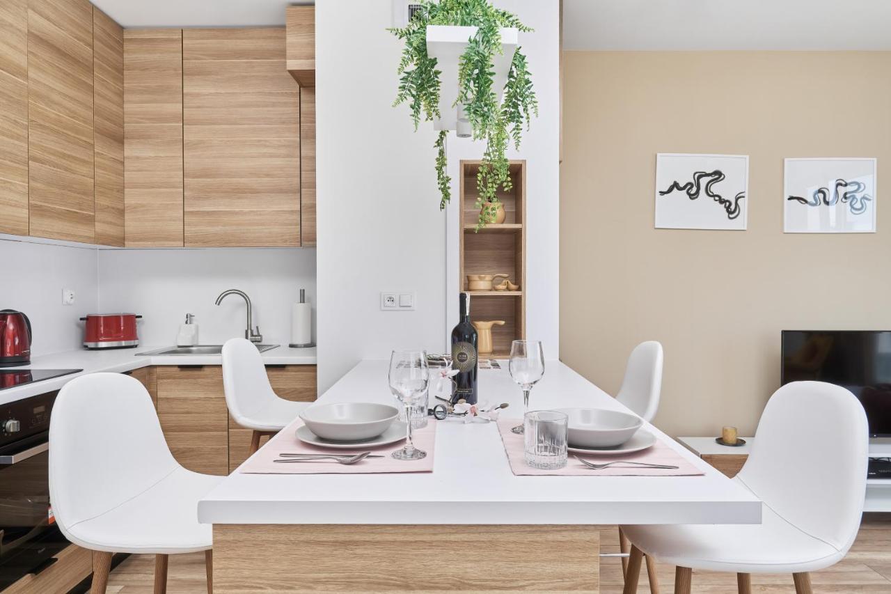 Villa Nova Lux Apartment Wroclaw Kowale By Noclegi Renters Exterior photo